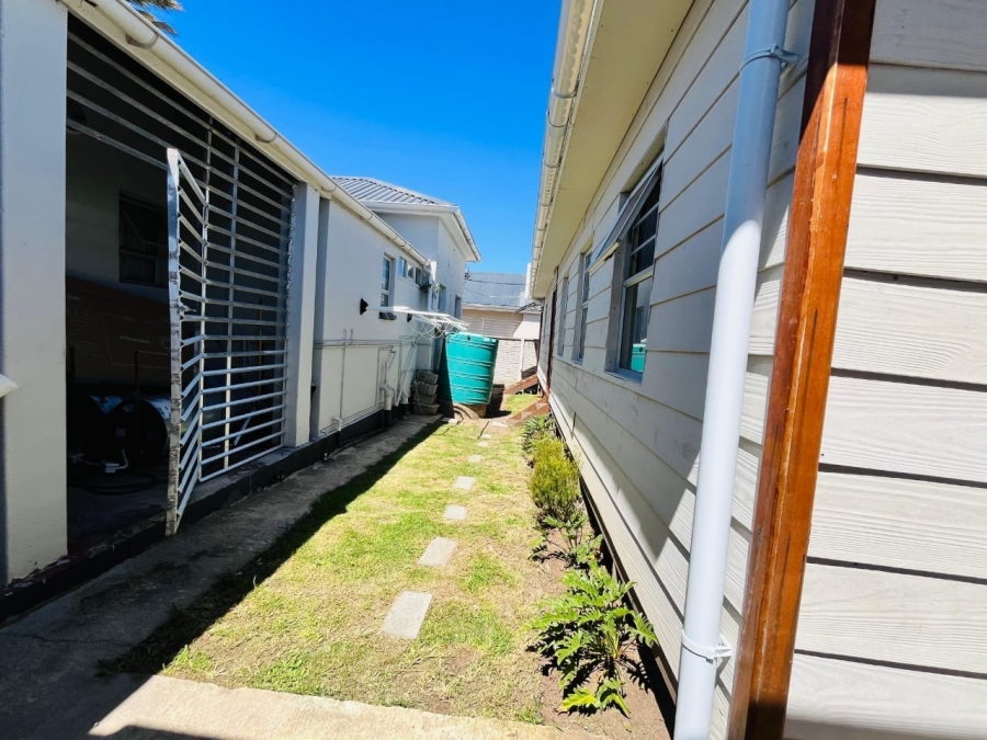 Commercial Property for Sale in Southernwood Eastern Cape